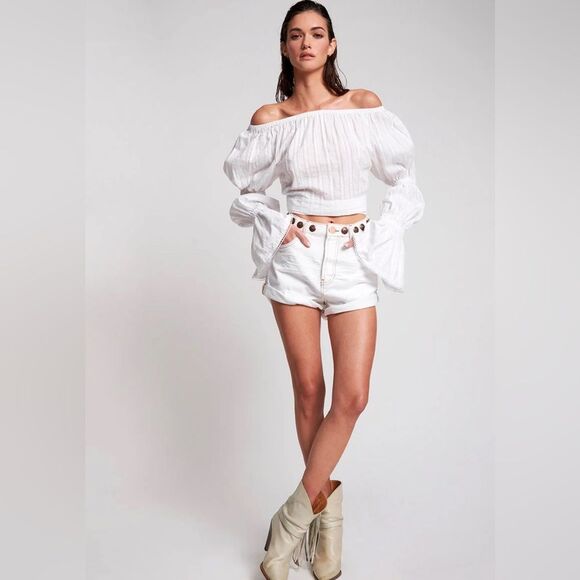 One Teaspoon studded jean short Bandits in White Beauty High Waist. 29 NWT - Picture 3 of 16